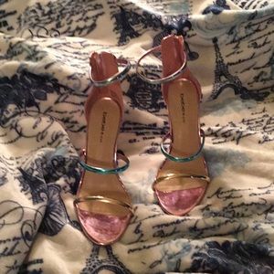 Metallic pink sandals